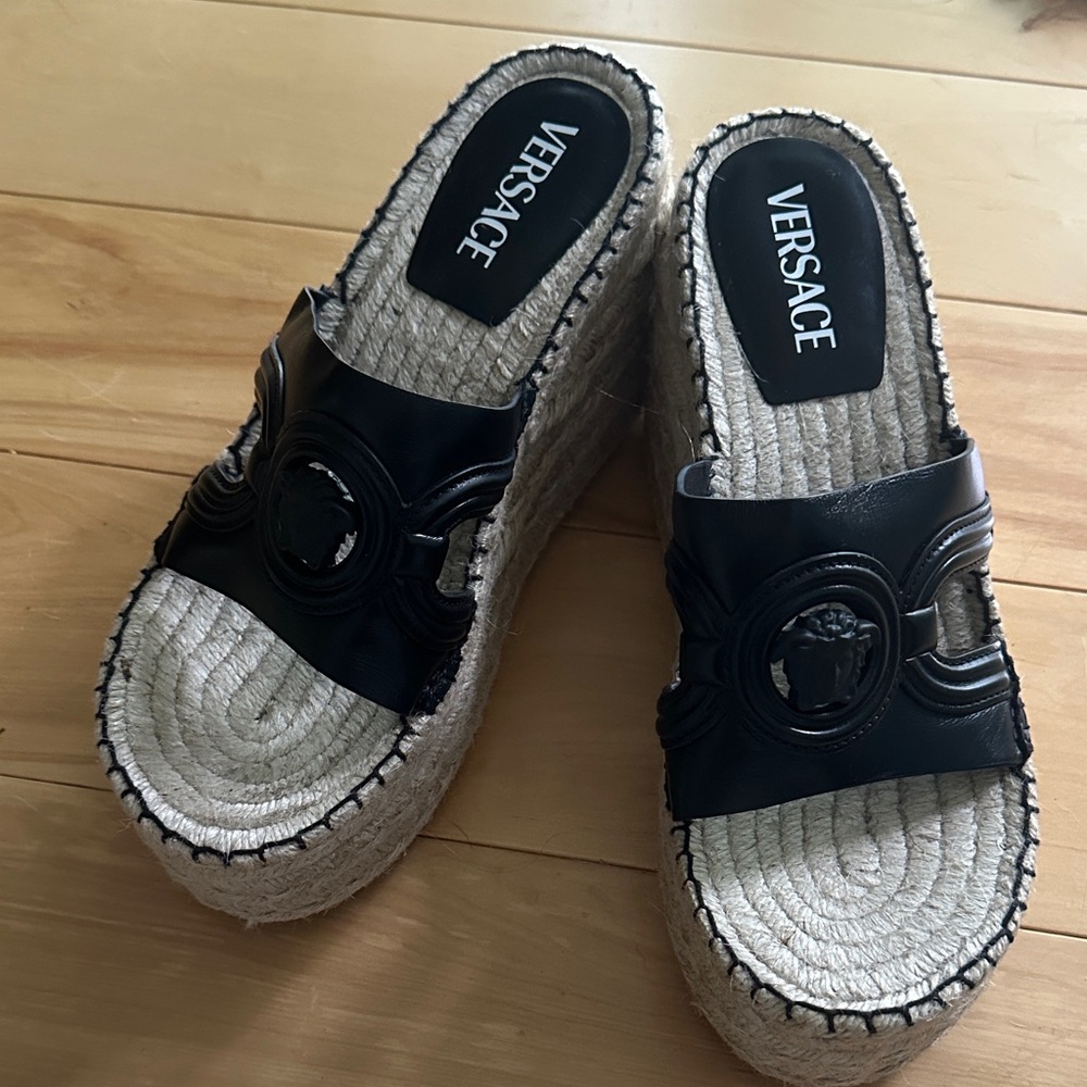 Versace Black and Cream Espadrille Platform Sandals. Brand new never worn.